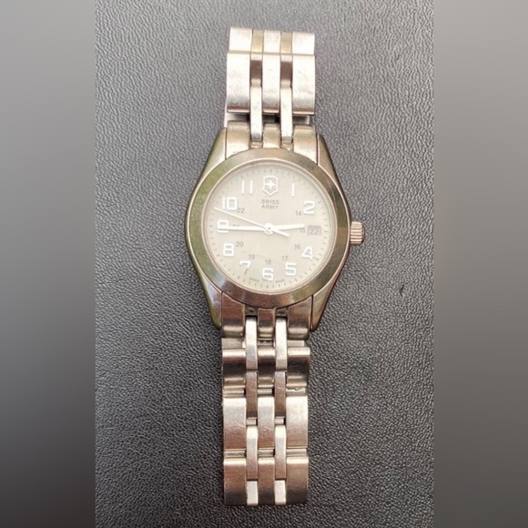 COPY - ~ Swiss Army Watch / Victorinox - Picture 1 of 5
